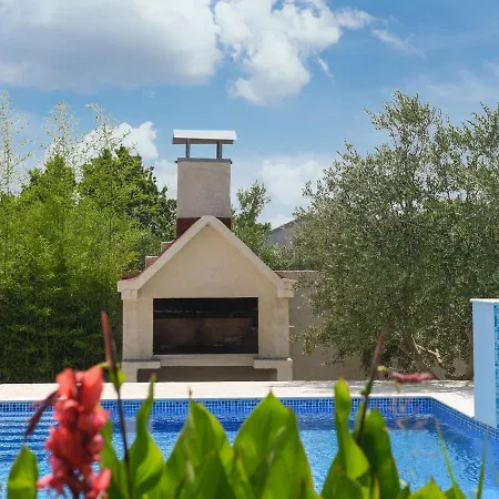 Dom wakacyjny Anima By Interhome Galovac (Zadar)